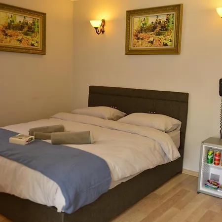 Pure Diamond Otel *